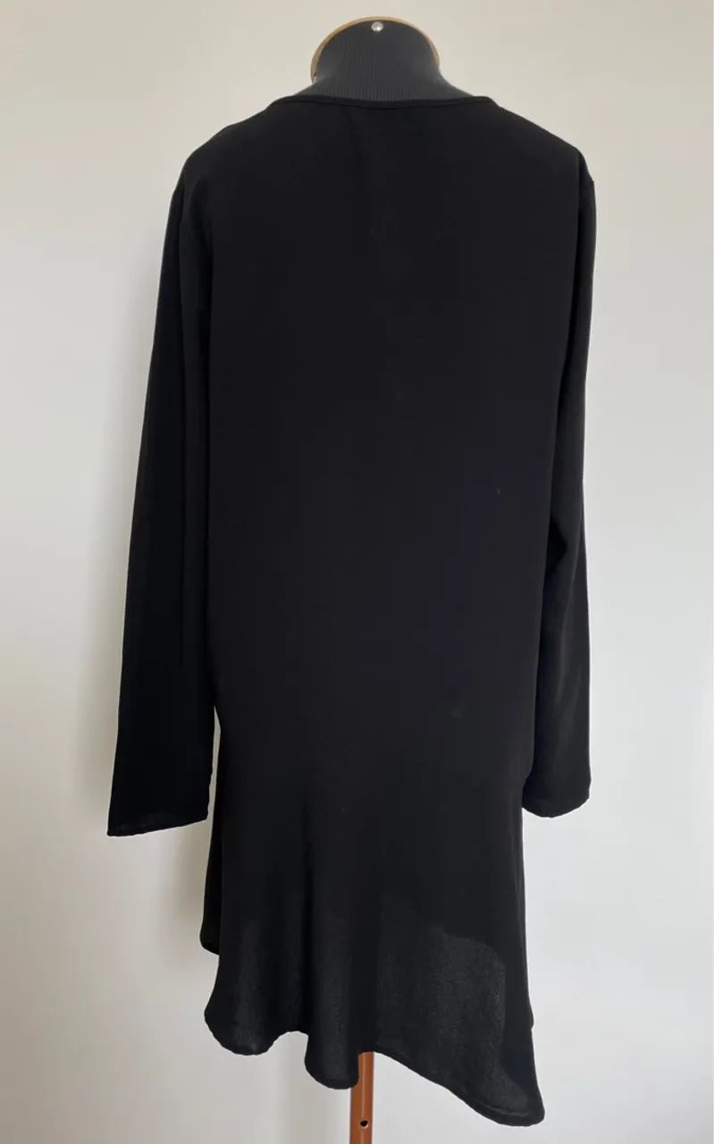 Vestido preto GG com zíper Importado  - Foto 2