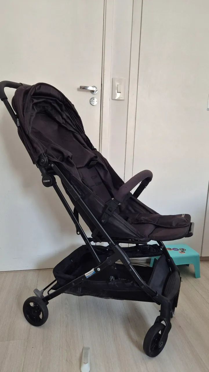 Carrinho de Bebê Cosco Minny - compacto estilo pocket - Foto 2