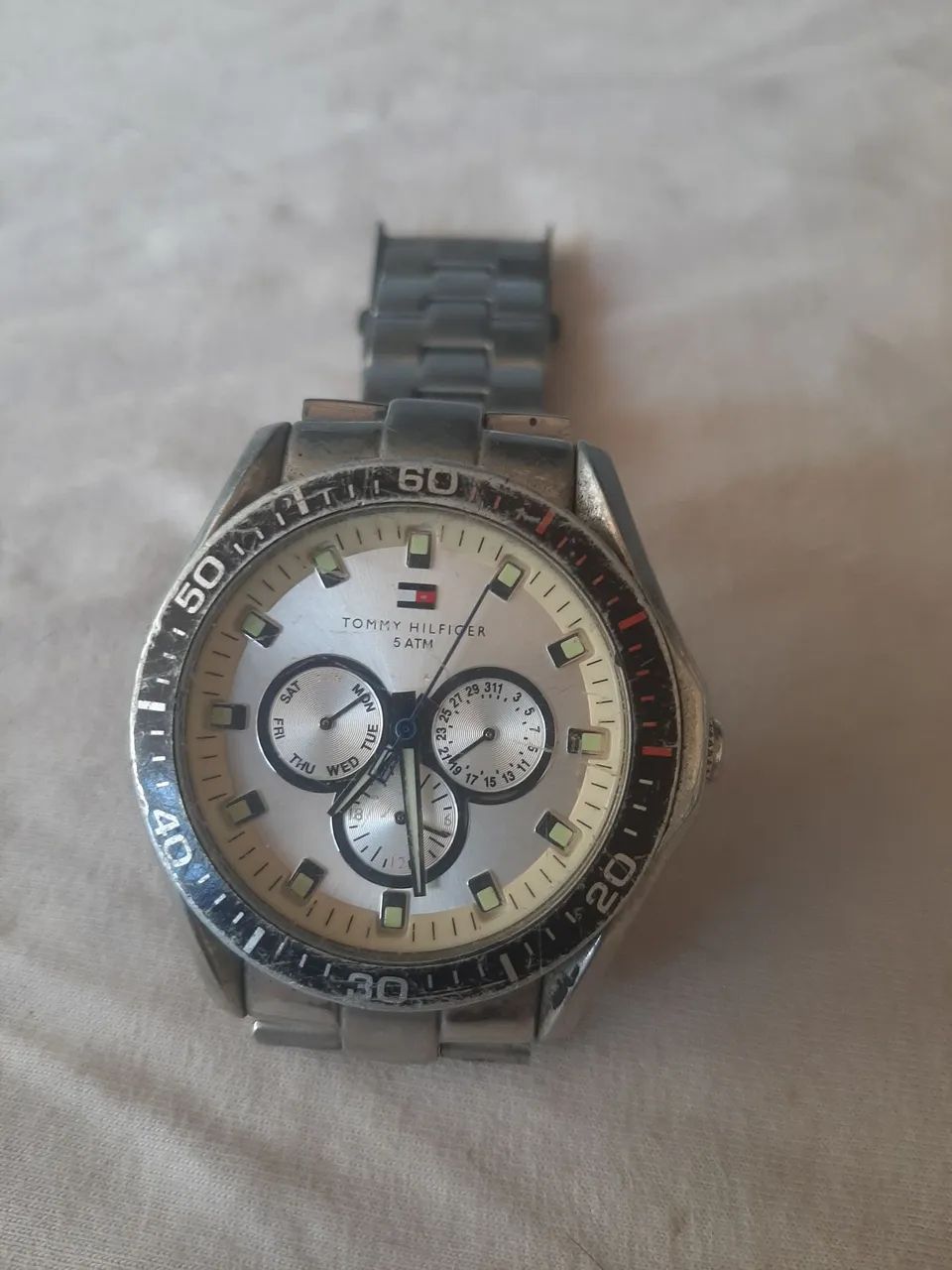 Vendo relógio   da  marca Tommy  original 