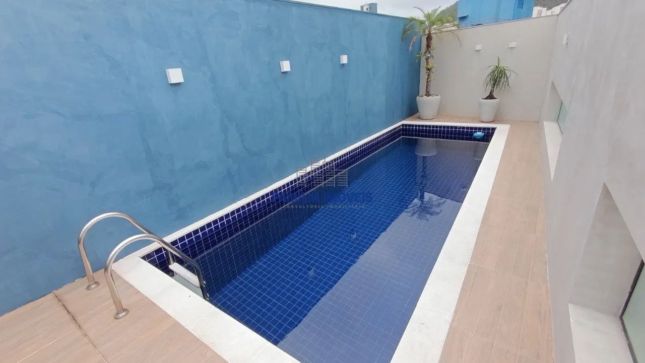 Casa Triplex à venda 3 quartos (suítes) Vila Belmiro Santos SP