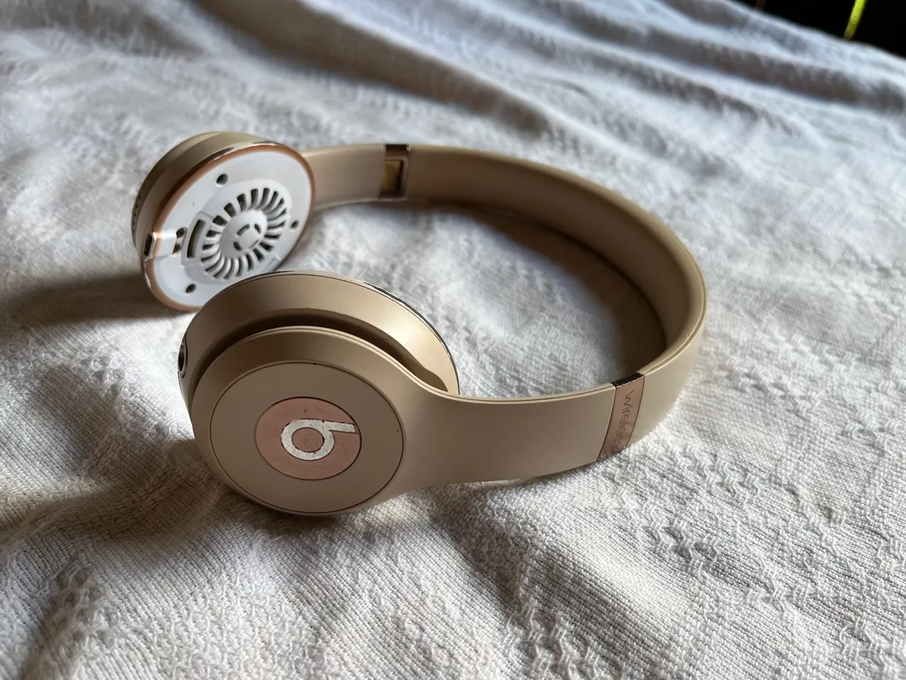 Fone de ouvido Beats Solo3 Wireless - Bege