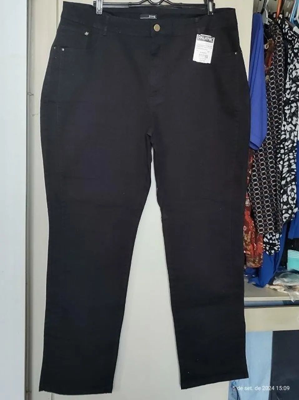 calça plus size cigarrete bordada preta tamanho 52