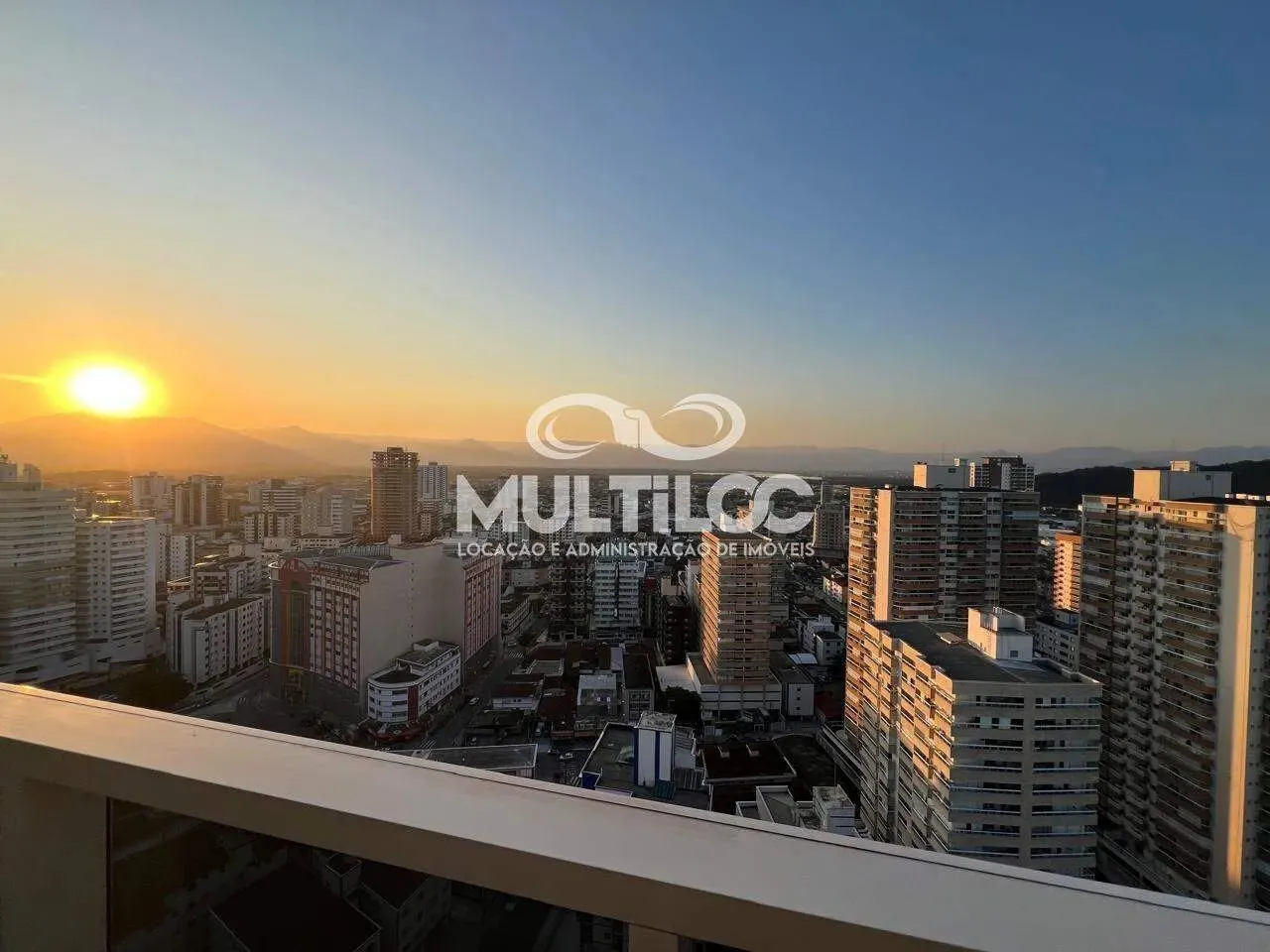 Sala Comercial para aluguel, no bairro Boqueirão em Praia Grande