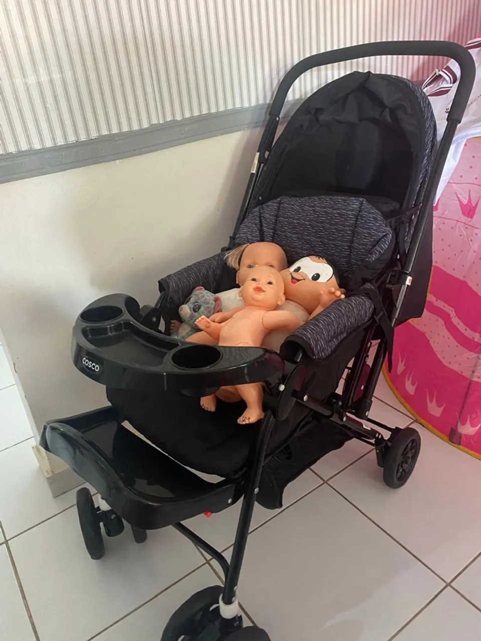 Carrinho de bebê Cosco
