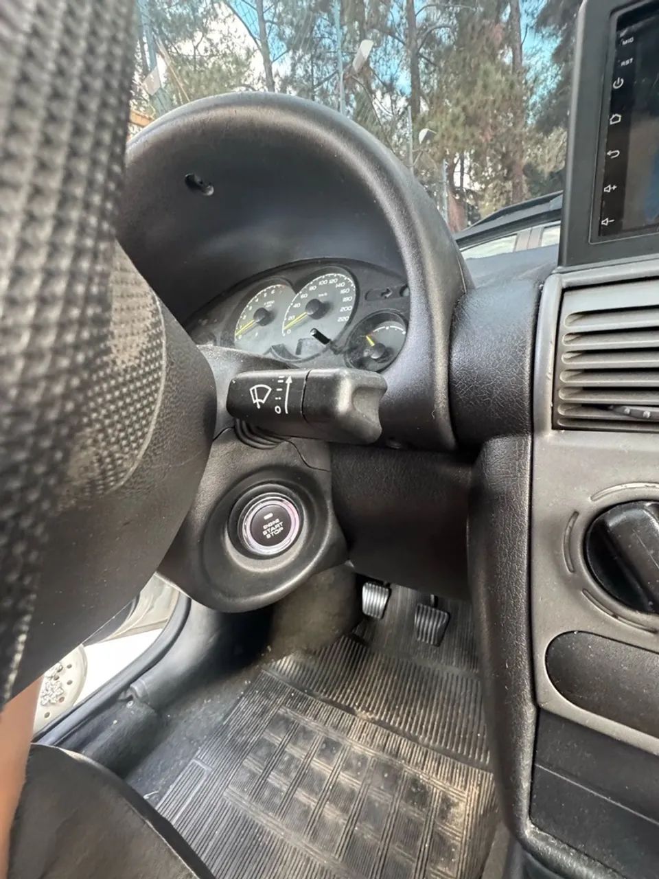 Corsa  sem nada pra fazer  - Foto 2