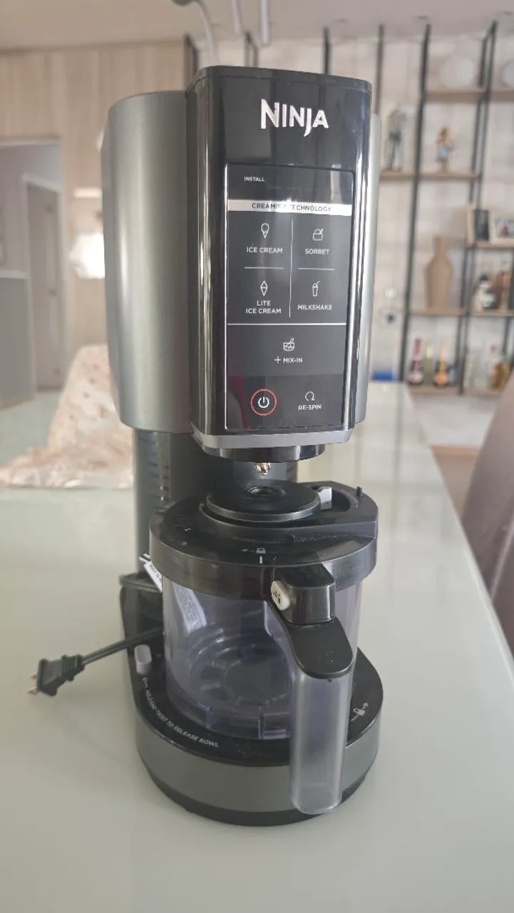 Máquina de Sorvete Ninja Creami