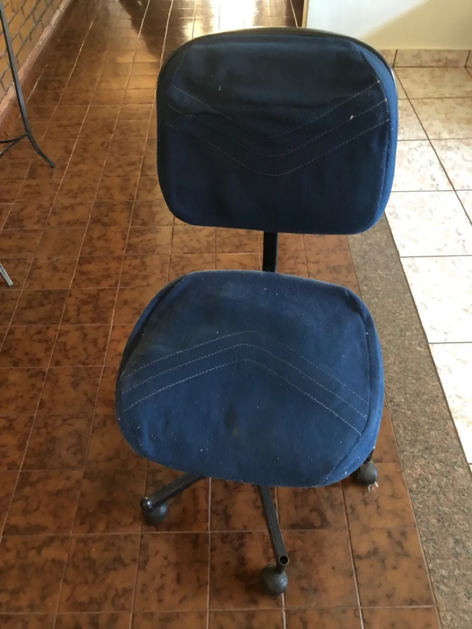 Cadeira de Escritório Giratória Azul