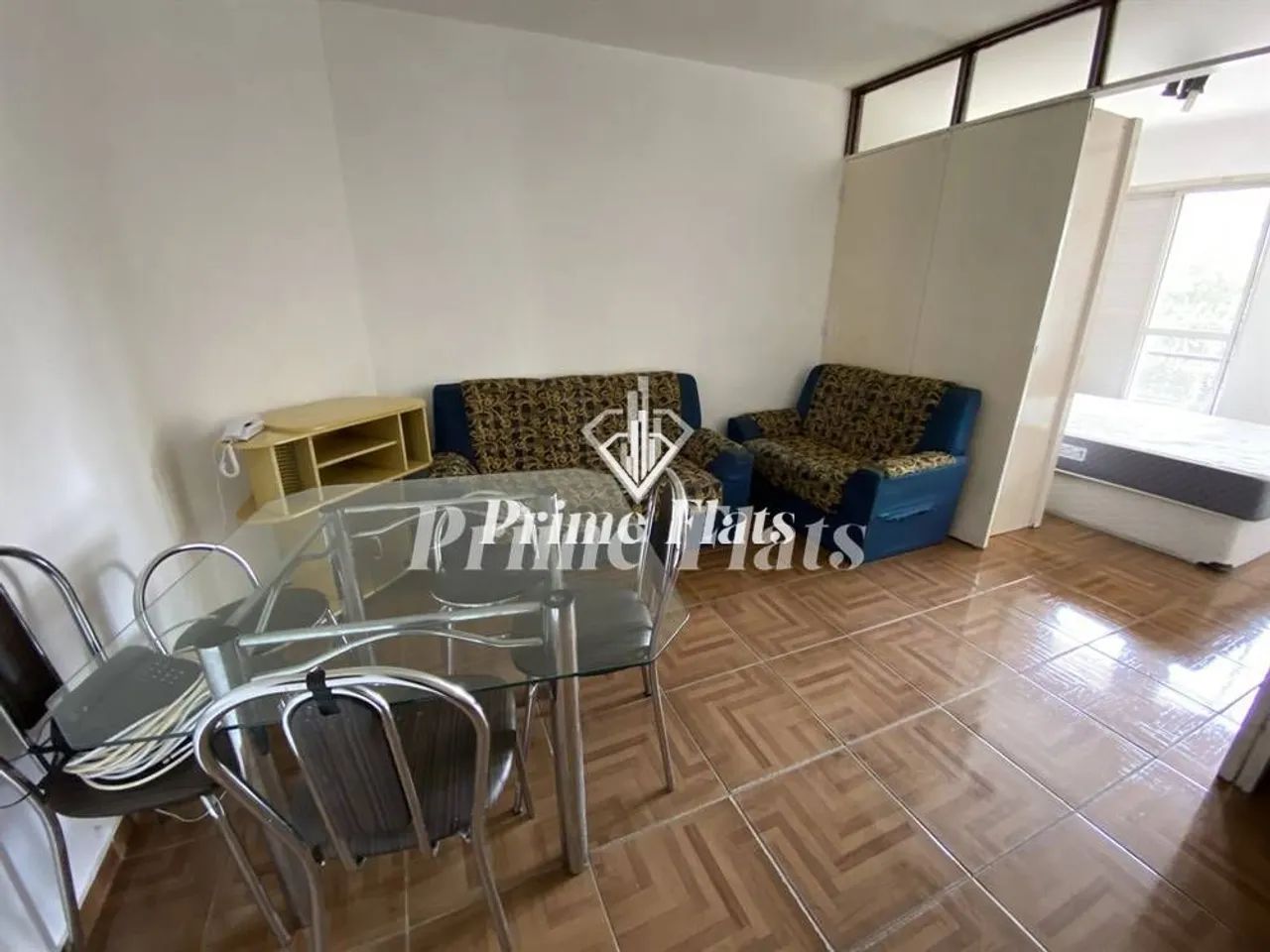 Flat disponível para locação no Moema Royal Light, com 45m², 1 dormitório e 1 vaga