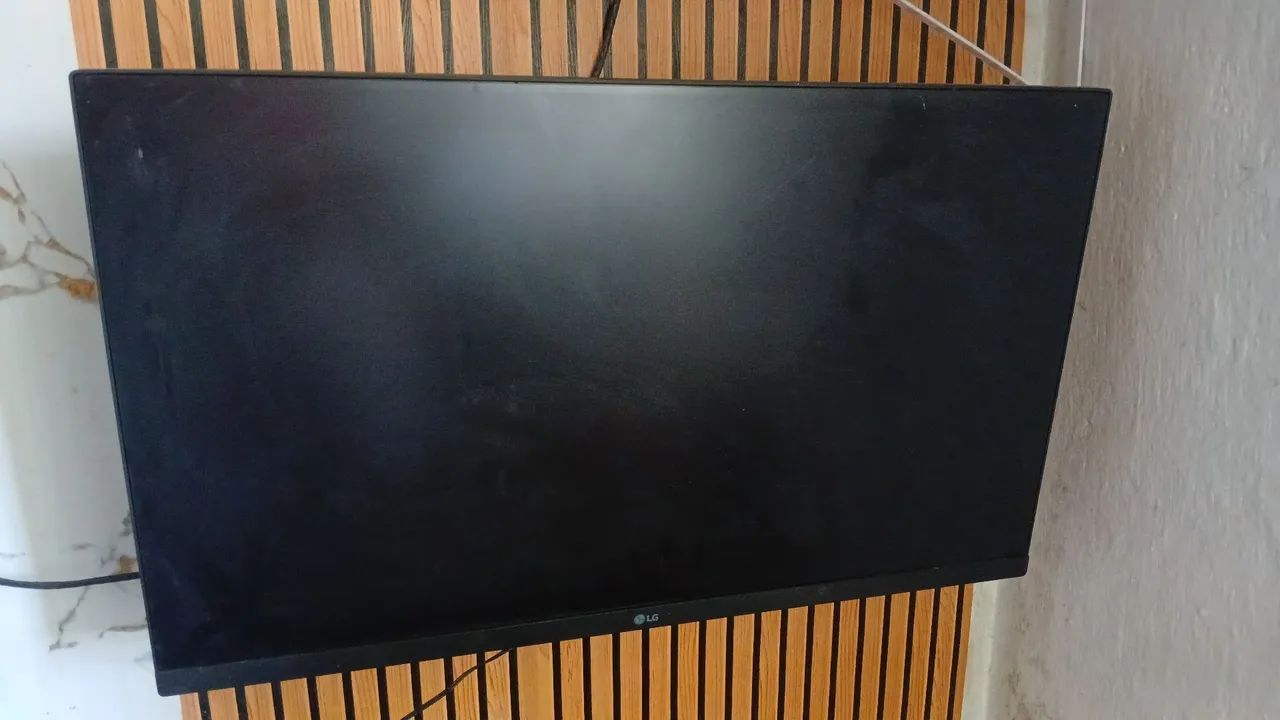 Monitor LG 27 " com acessórios64396504747393120