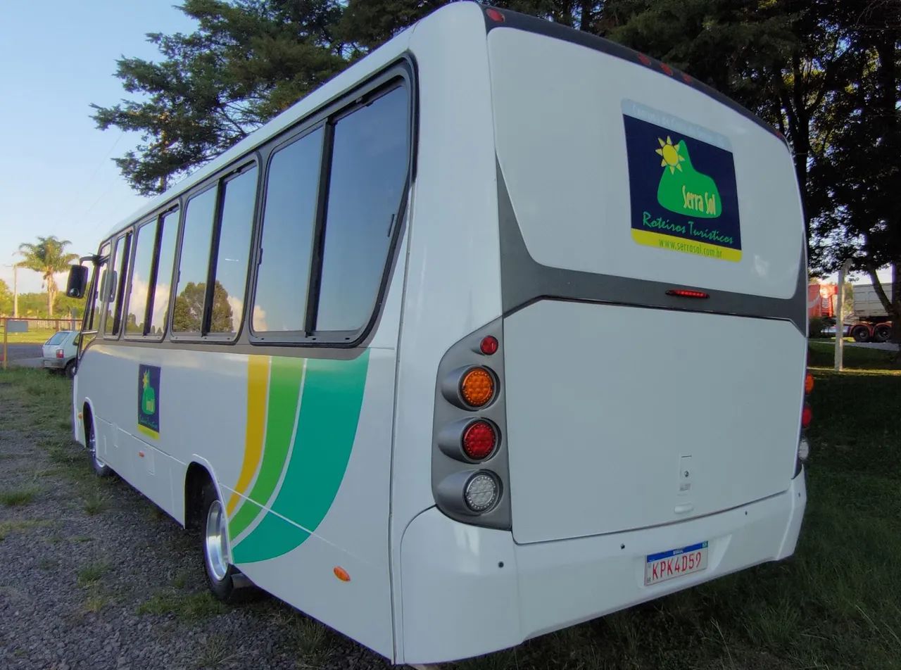 Micro ônibus Neobus Executivo 28 lugares  - Foto 2
