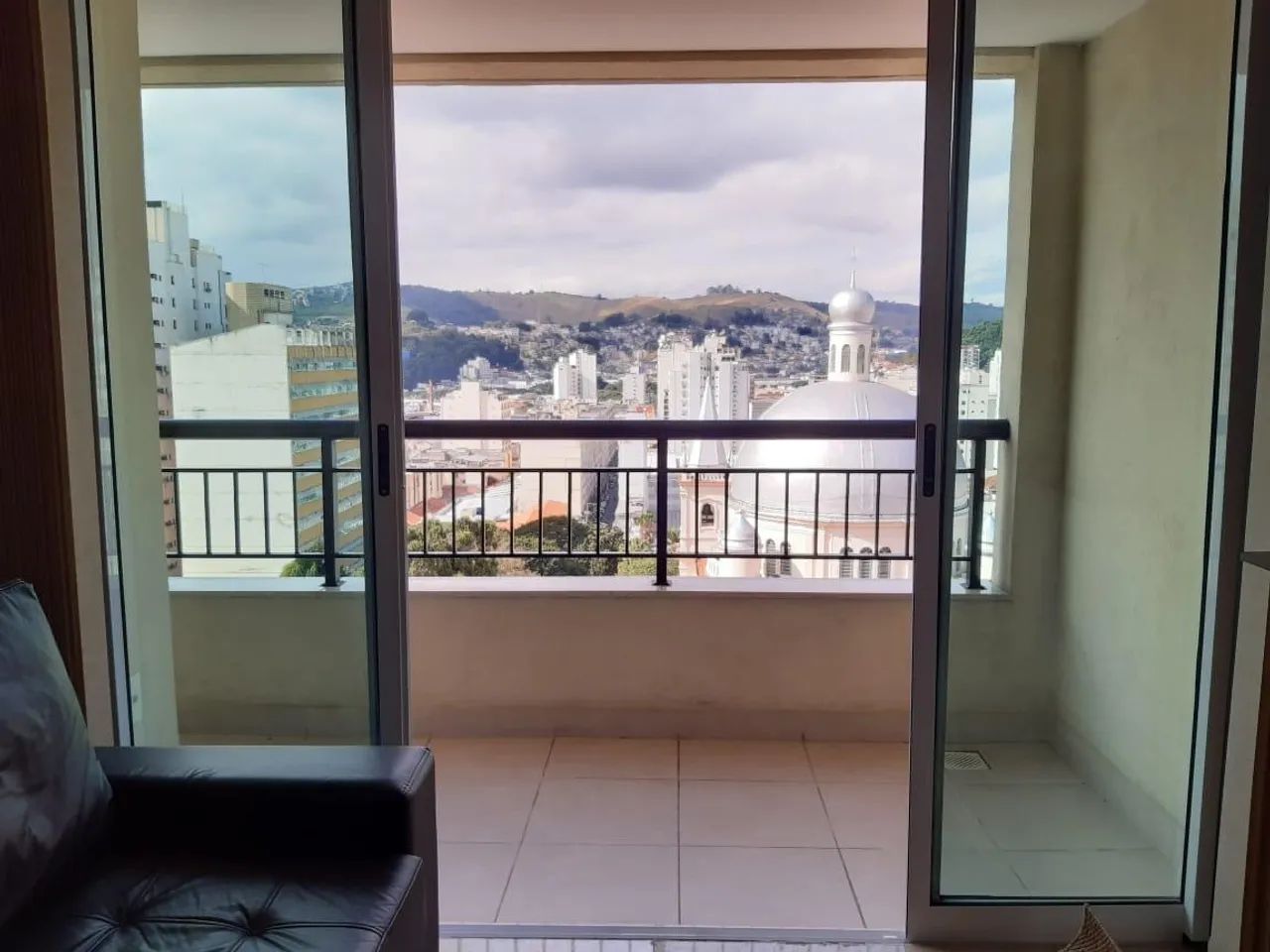 APARTAMENTO 1 QUARTO, SALA COM VARANDA