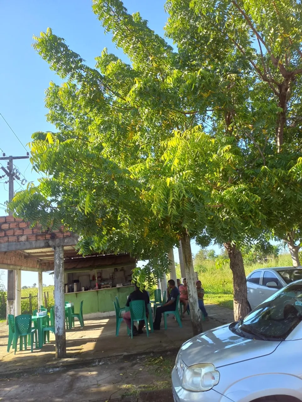 em frente a policlínica de matoes do norte