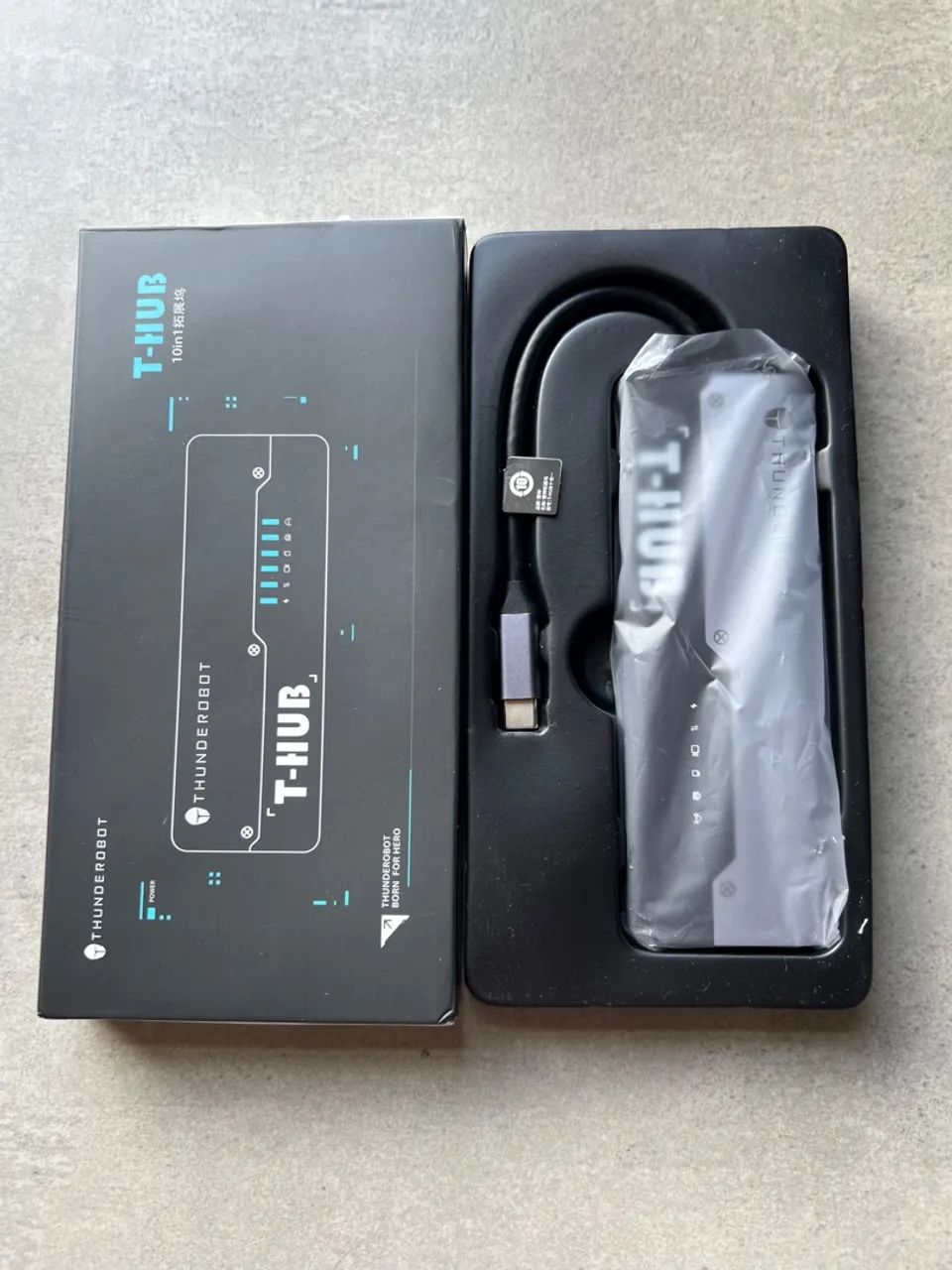 Hub USB-C Multifuncional 10 em 1 Thunderobot - Novo