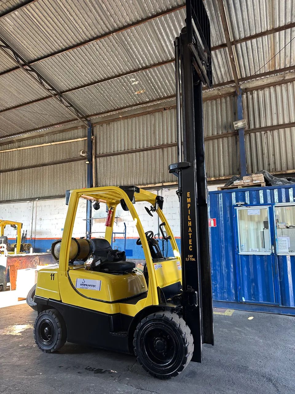 Empilhadeira Hyster 2,5 toneladas. Torre duplex. Toda revisada - Foto 3