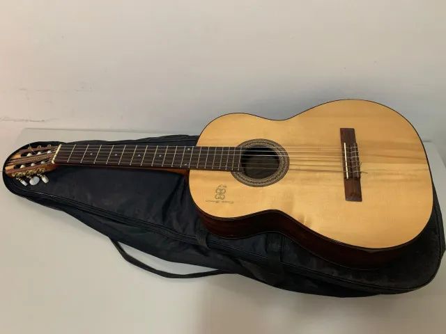 VIOLÃO CLÁSSICO FEITO POR LUTHIER - Foto 2