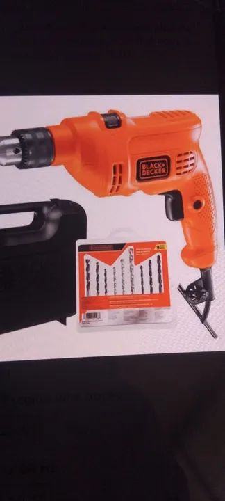 Furadeira e Parafusadeira Black+Decker