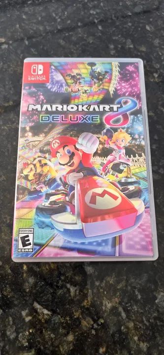 Super Mario Kart 8 Deluxe Standard Edition Nintendo Switch Físico