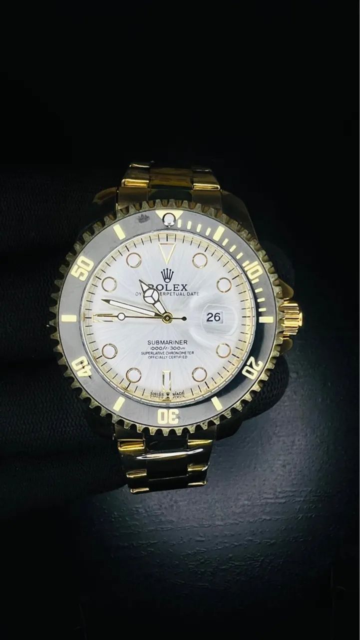 Relógio Rolex Submariner Dourado 