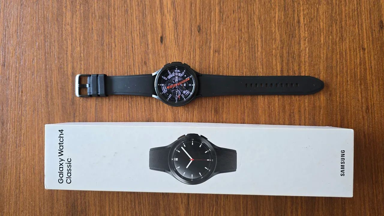SAMSUNG WATCH 4