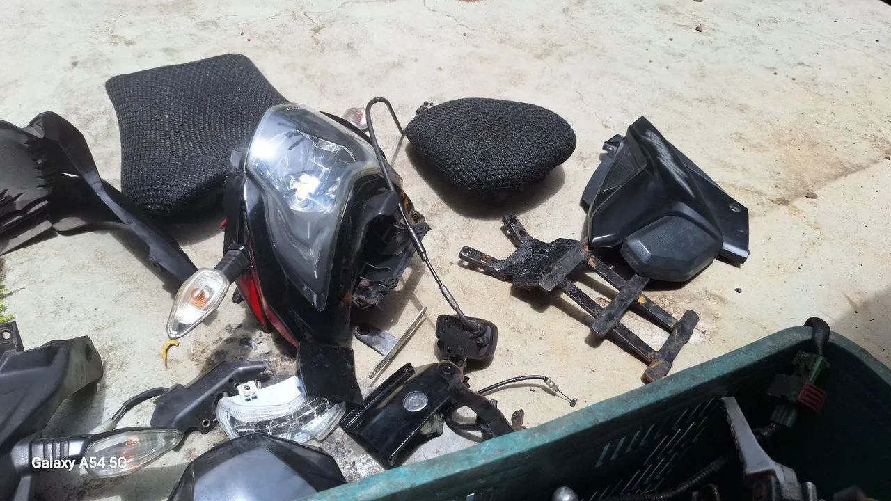 Peças de moto apache 200cc 4.000 - Foto 3