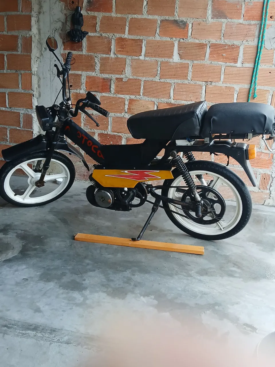 Vendo mobililete 