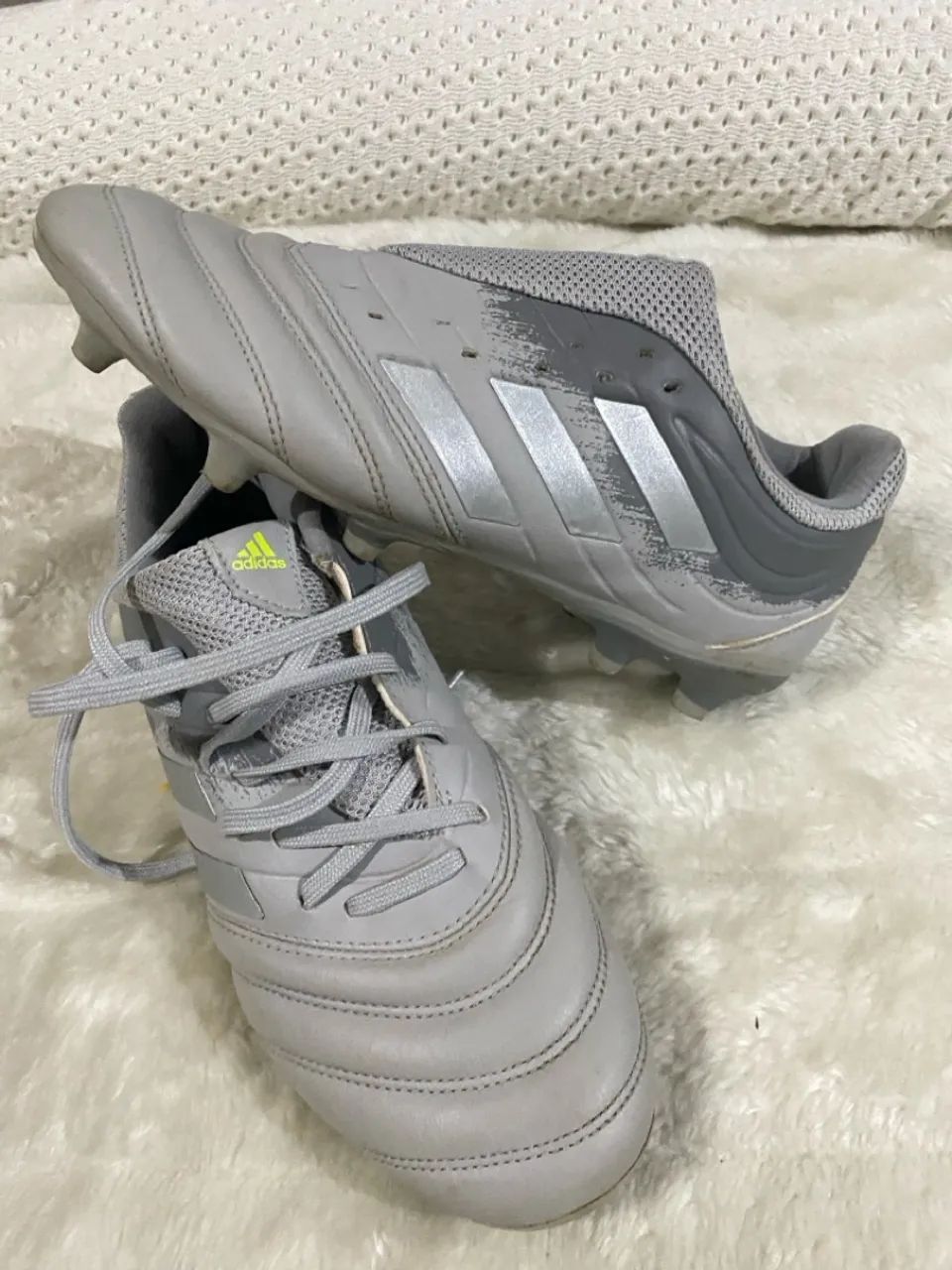 Chuteira cinza copa adidas 37 - Foto 2