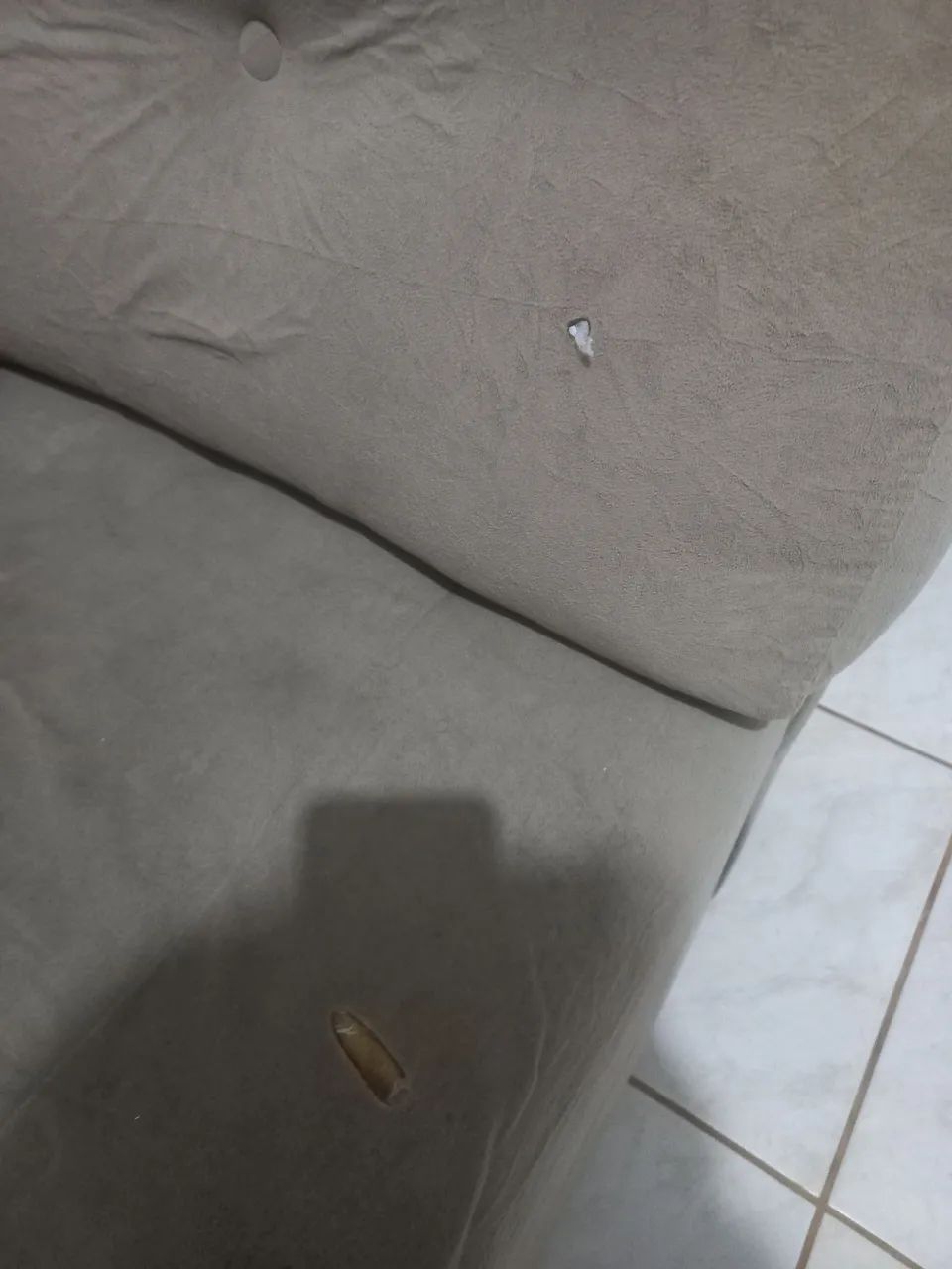 Sofá 3 lugares em bom estado - Foto 3