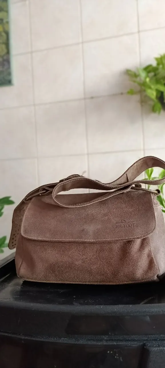 Bolsa De Ombro Mr. Foot em couro marrom
