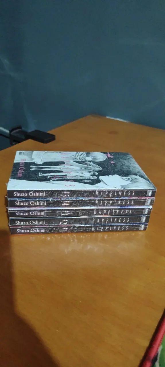 Manga Hapiness 1 ao 5 lacrados - Foto 3