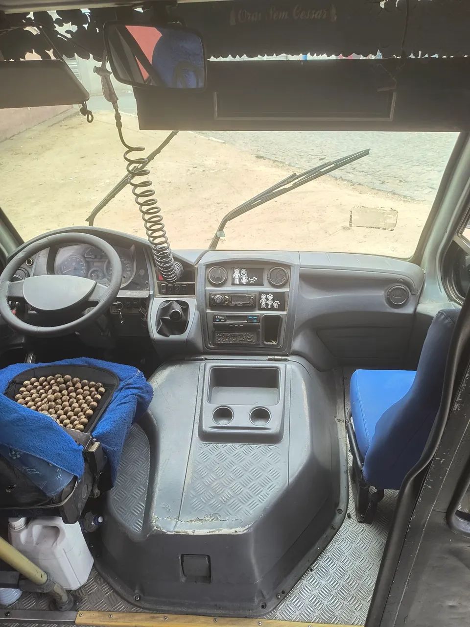 Micro ônibus Extra  , feito revisão recentemente Motor MWM X10 Bomba injetora  - Foto 4