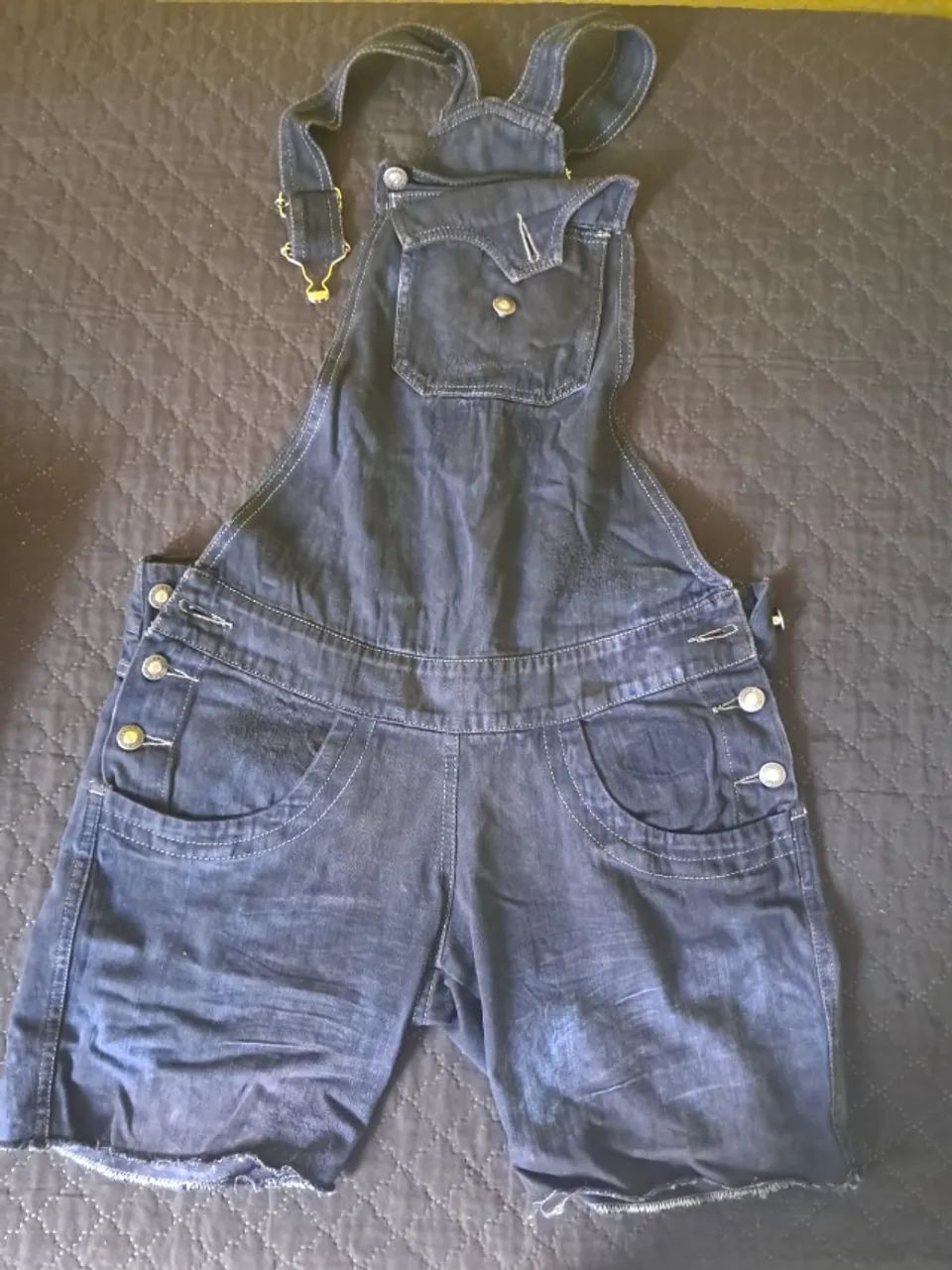 Jardineira jeans preta