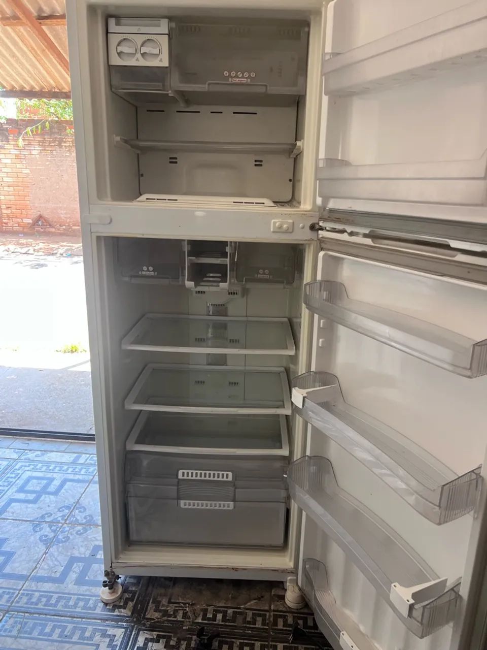 GELADEIRA BRASTEMP 110v - Foto 2