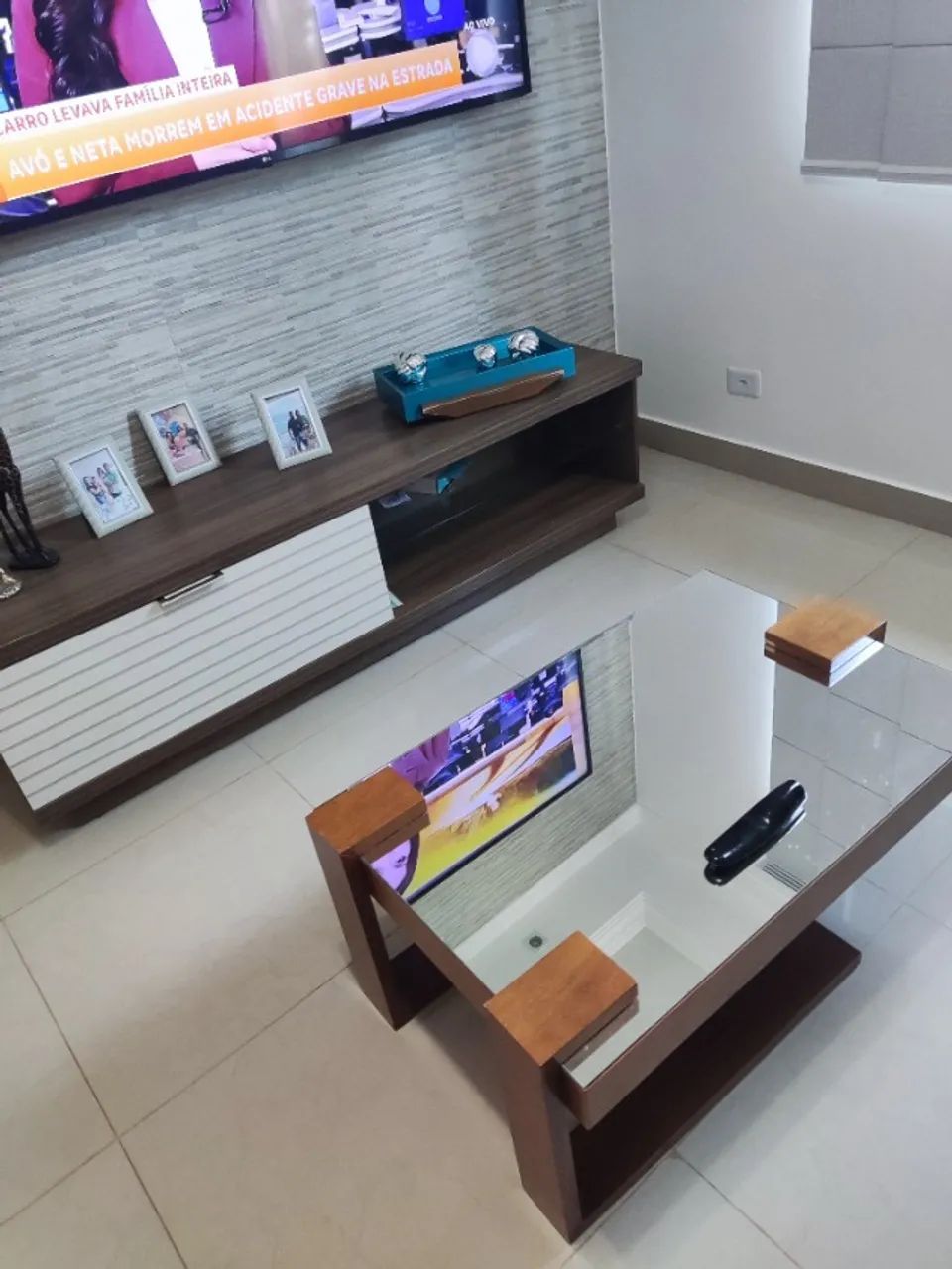 Rack para sala (mesa de centro vai de brinde)