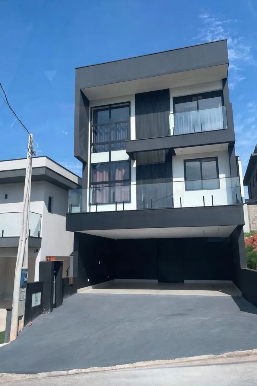 Linda Casa Alto Padrão 