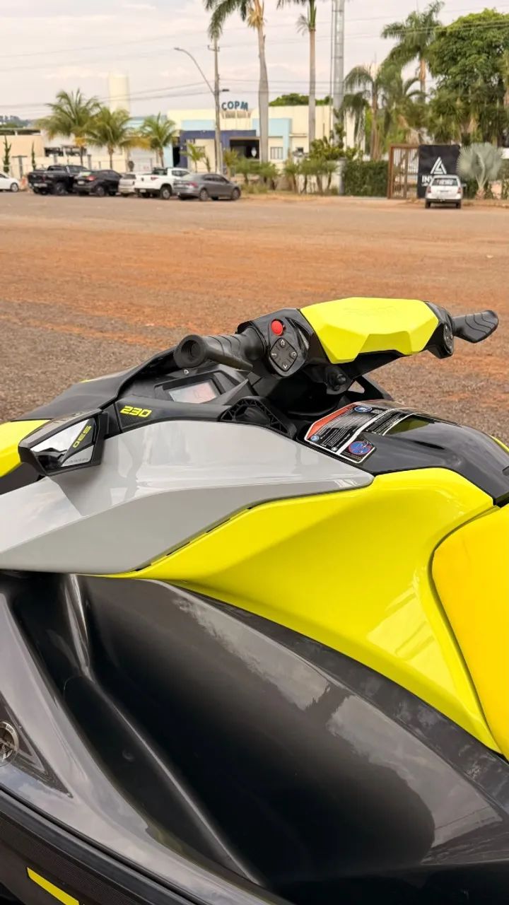 JET SKI SEADOO GTR 230 ano 2020  - Foto 5