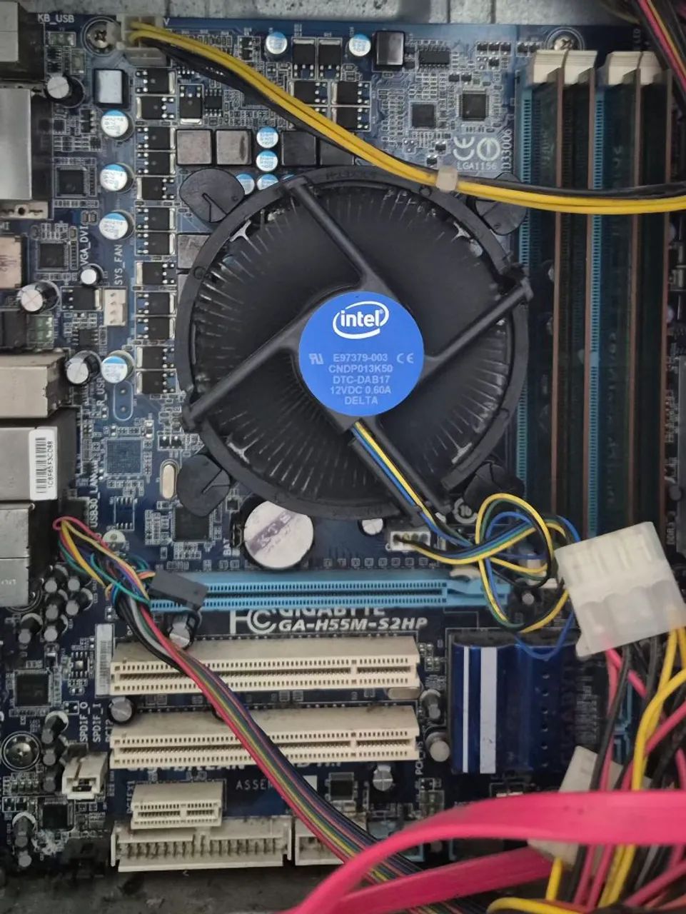 Kit placa-mãe Gigabyte, i5 660, 8gb ddr3