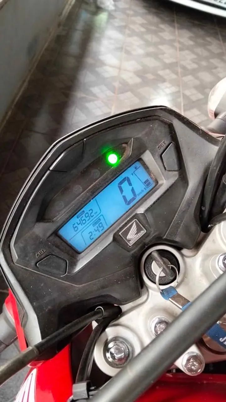 VENDO MOTO TITAN - Foto 4