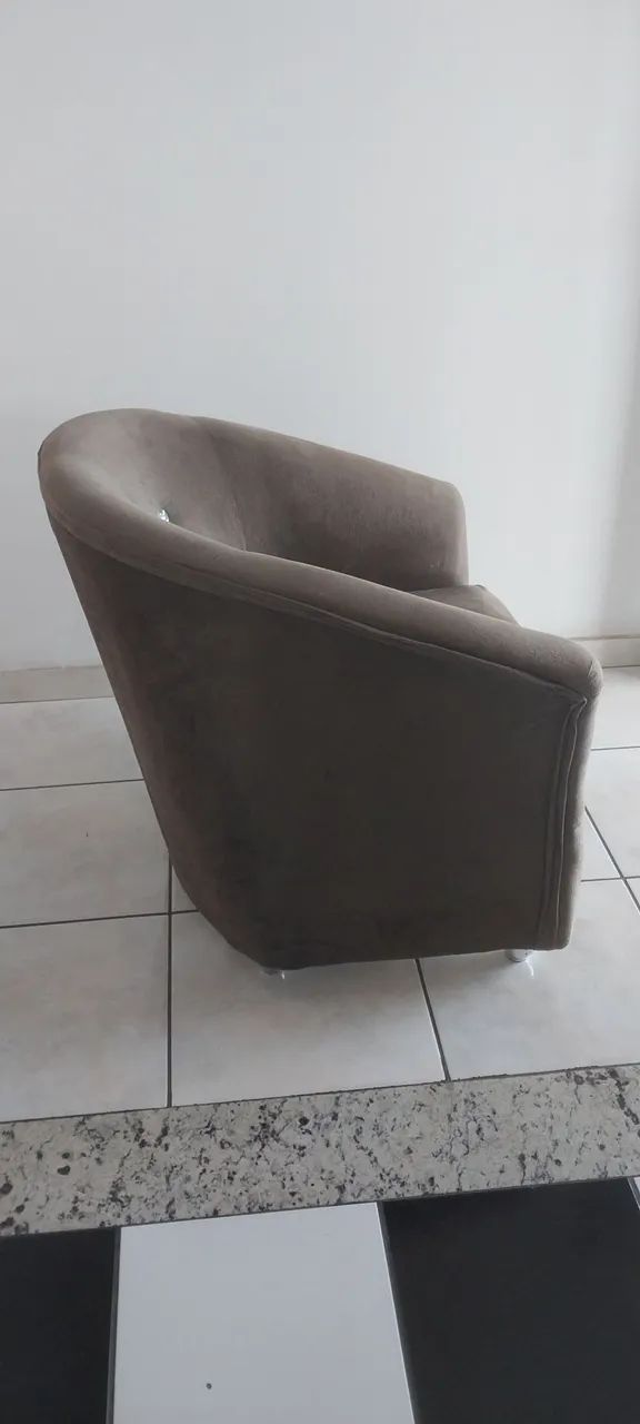 Poltrona marrom  - Foto 4