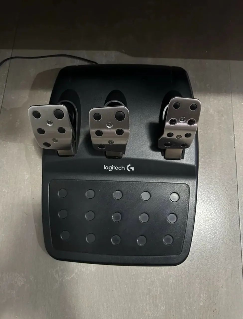 Volante Logitech G29 com câmbio  - Foto 3