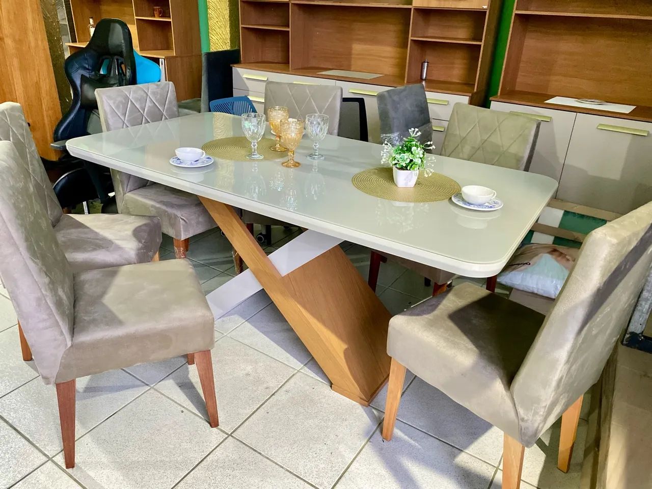 Mesa de jantar 6 lugares 