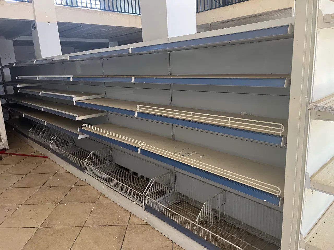 Expositor Prateleira de Aço Conjunto ou Unidade - Foto 3