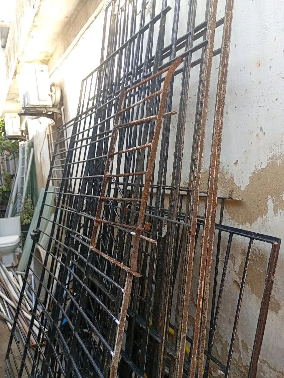 Vendo 6 grades e 3 aranha  - Foto 5