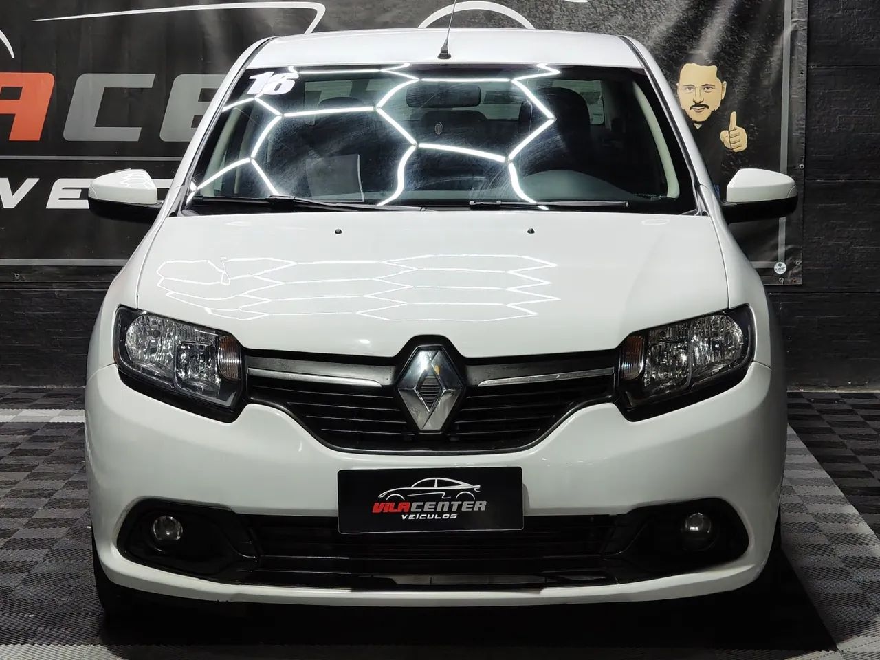 Renault Logan Expression Flex 1.6 16V 4P 2016 - Foto 2