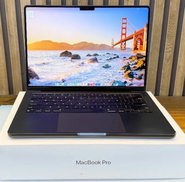 MacBook PRO A2992 2023 M3 PRO 25 Núcleos Mem 18gb Ssd 512 Bateria