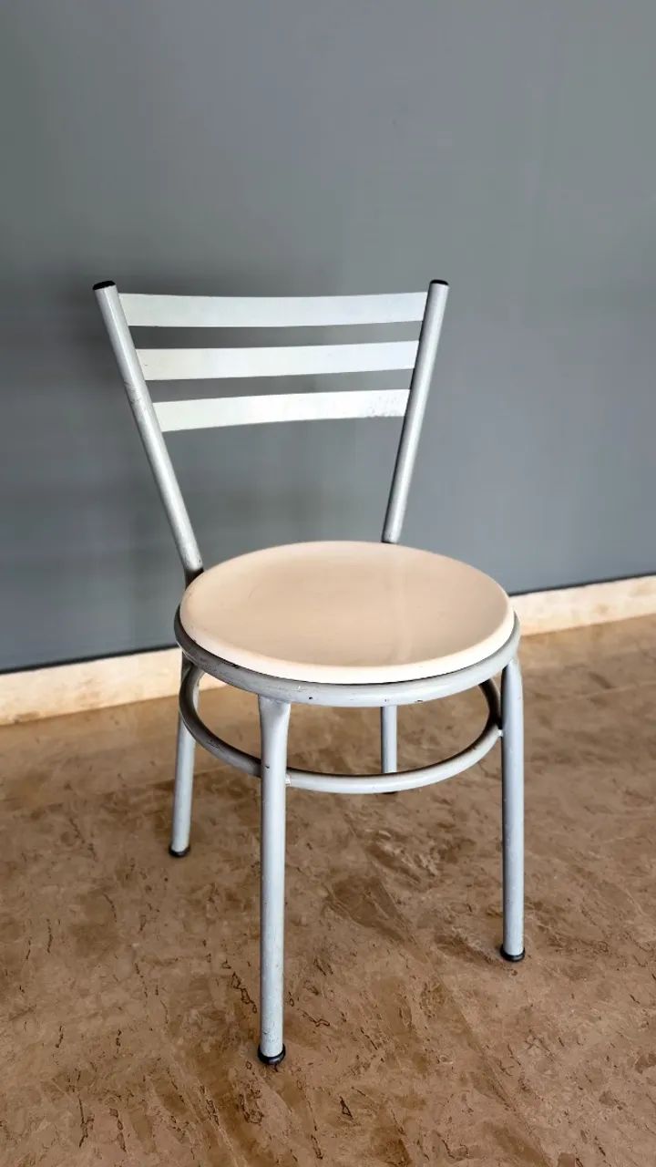 CADEIRAS ESTILO BISTRÔ/VIENENSE
