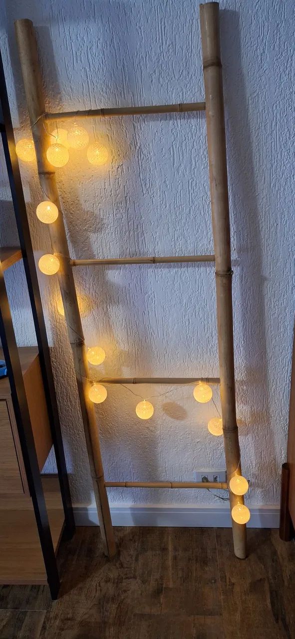escada decorativa com iluminação  - Foto 2