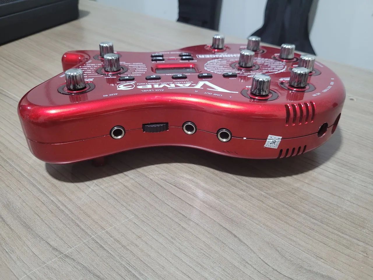 V Amp3 Behringer  - Foto 2