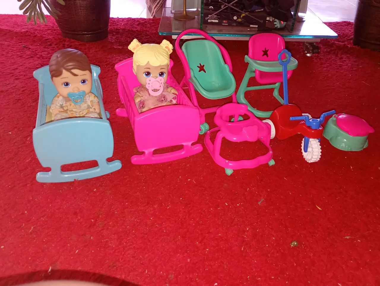 Brinquedos e bonecas  - Foto 2