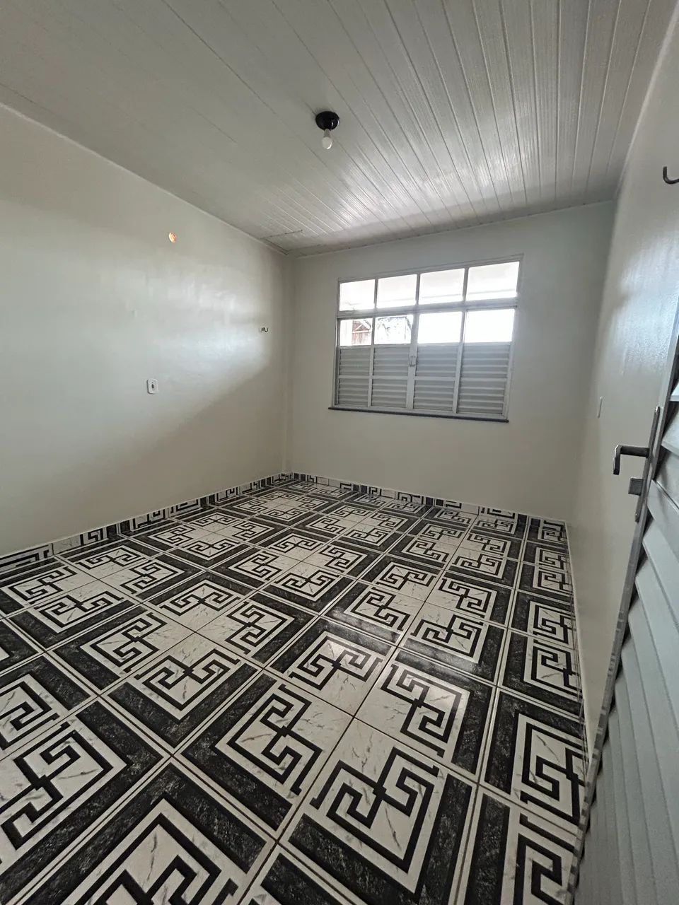 ALUGA SE APARTAMENTO 