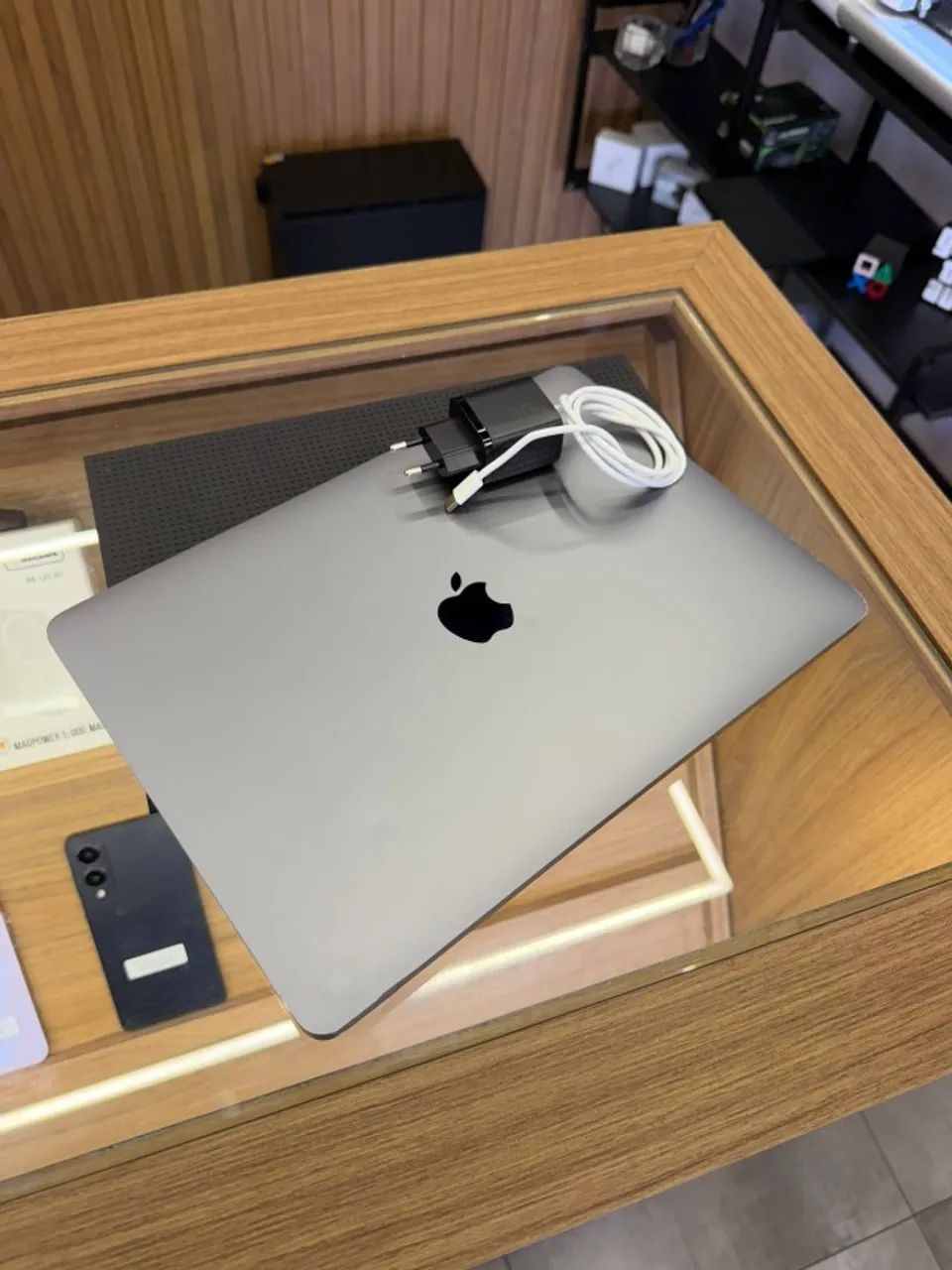 Macbook Air M1 2020 8/128gb 88% (Anápolis) - Foto 5